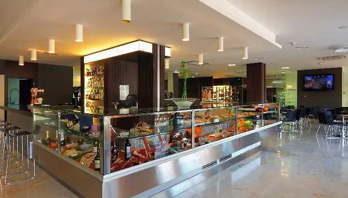 Apartamentos Palas Salou شقة سالو